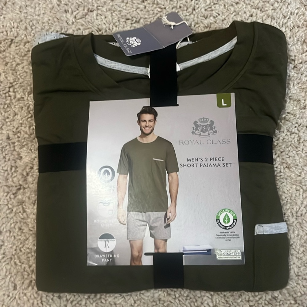 NWT Men’s Royal Class L Pajama Set